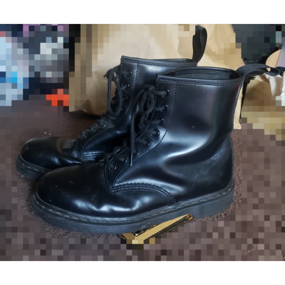 Mono black doc martens